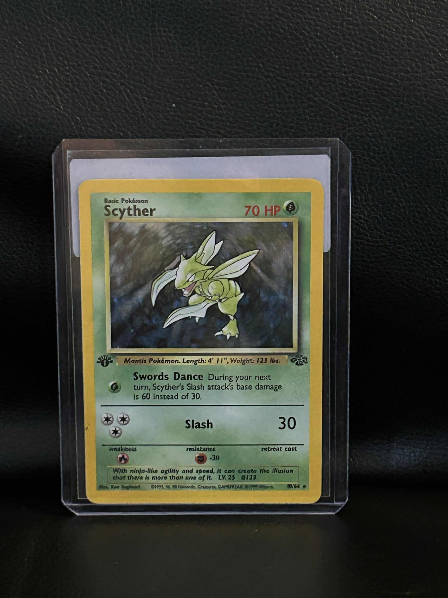 Scyther - 10/64 - Holo Rare - 1st Edition Jungle Pokemon Lightly Played, English