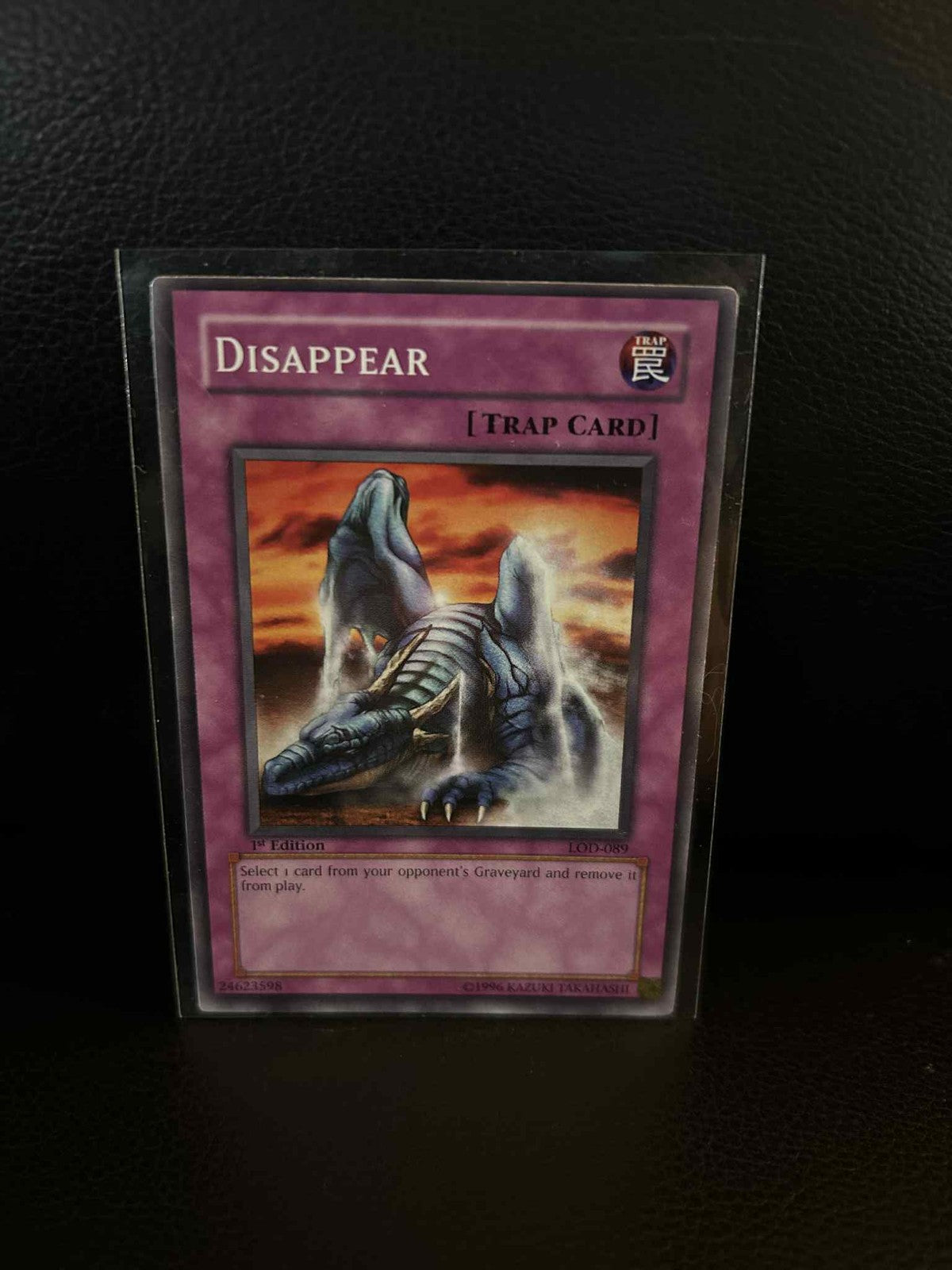 Disappear - LOD-089 - Common - 1st Edition Legacy of Darkness Yu-Gi-Oh! Moderate