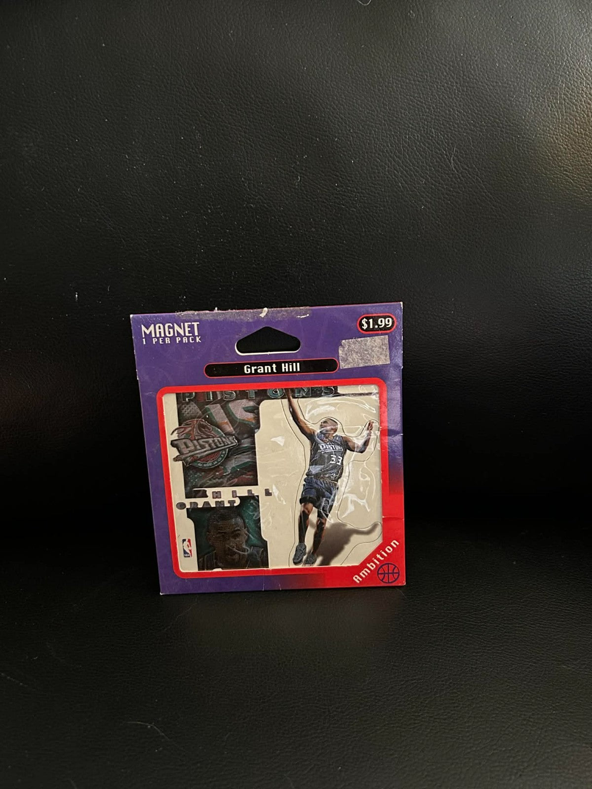 1997 Crown Pro Grant Hill Detroit Pistons Collectible Magnet Basketball Sealed Trading Card