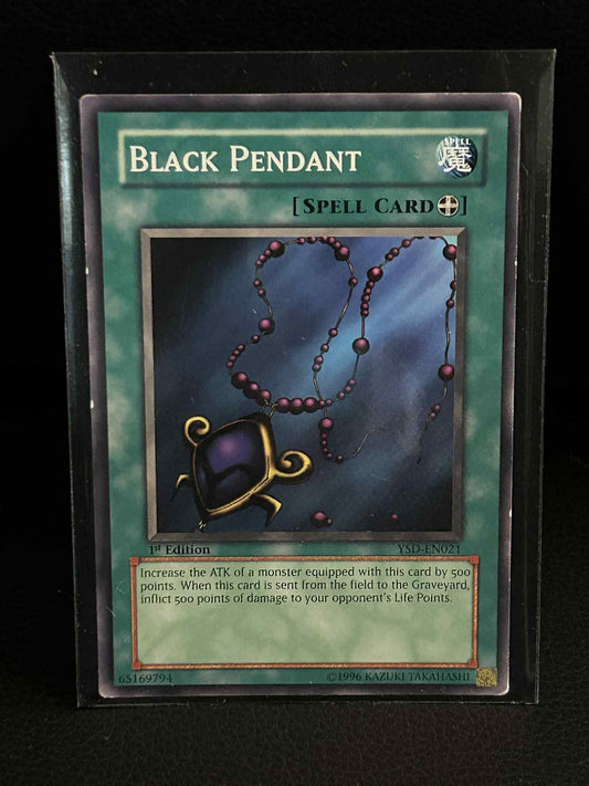 Black Pendant - YSD-EN021 - Common - 1st Edition 2006 Starter Deck Yu-Gi-Oh! Mod