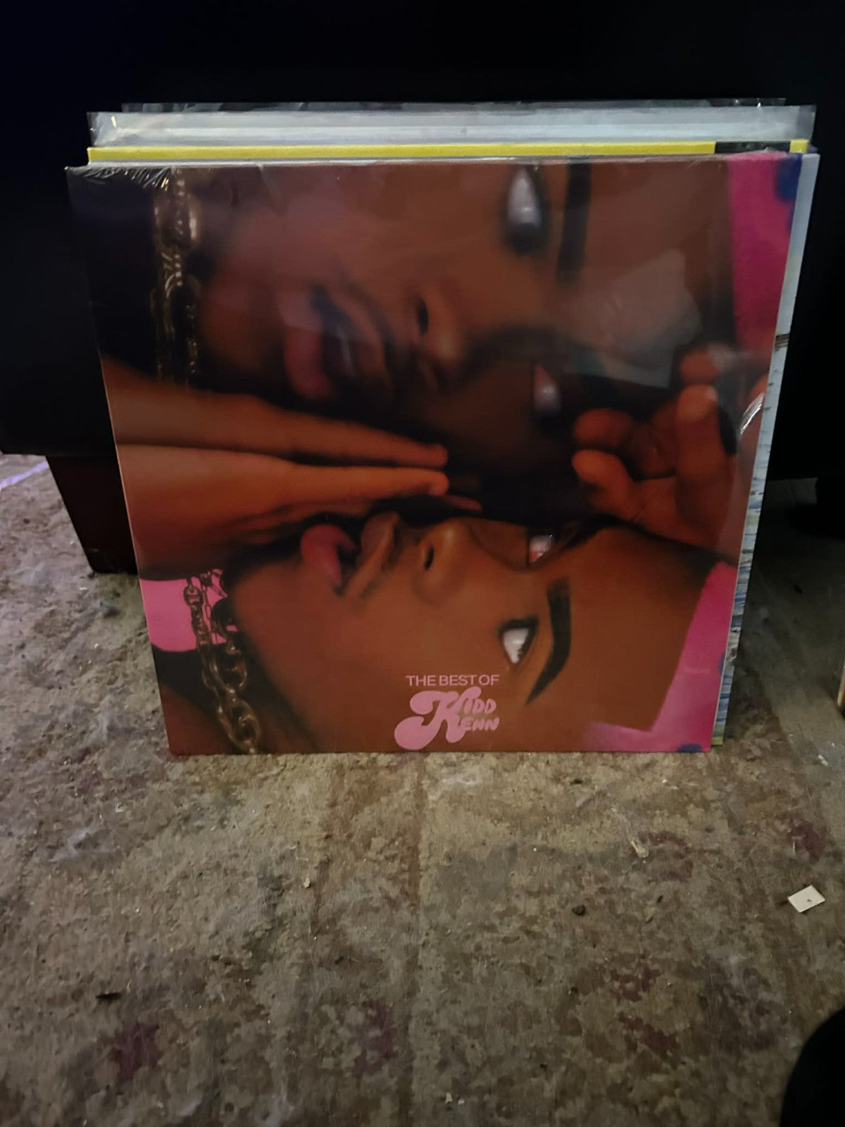 Kidd Kenn Puppe und BEST OF KIDD KENN Vinyl-LP Puppenhaus
