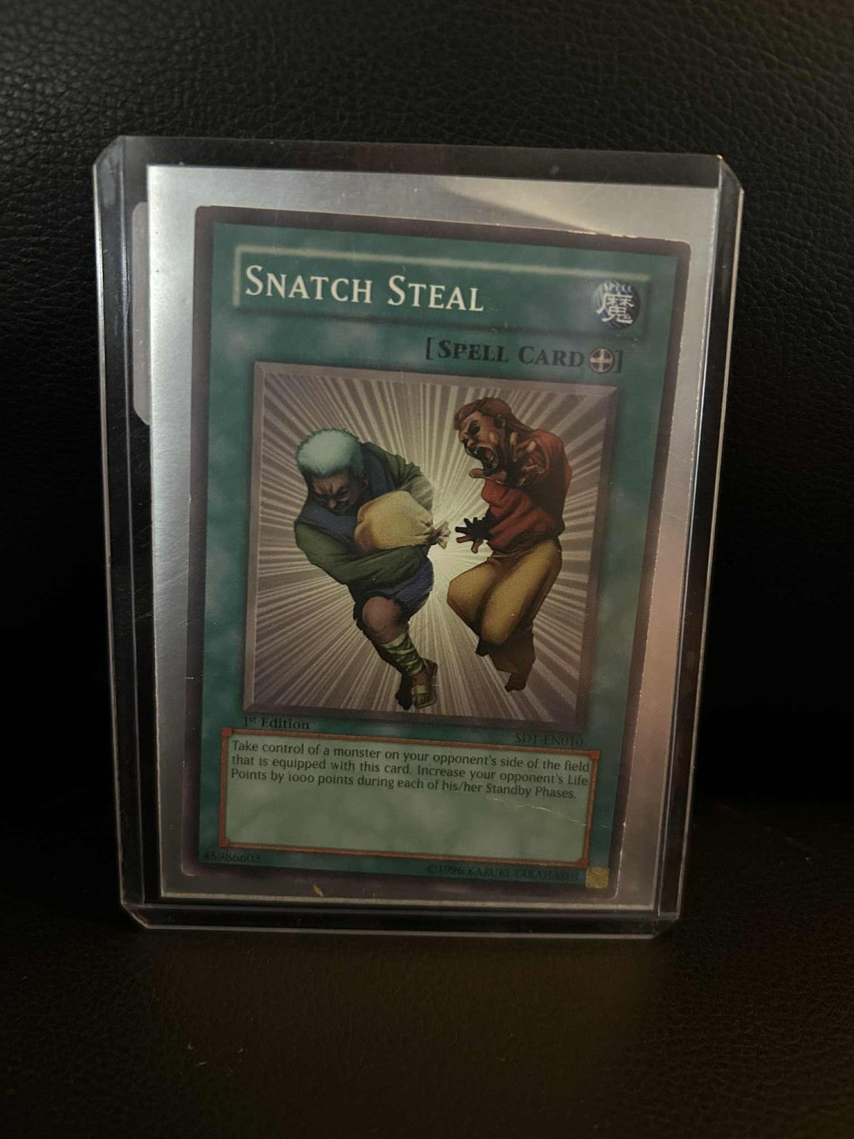 Snatch Steal SD1 - SD1-EN010 - Common - 1st Edition Dragon's Roar Yu-Gi-Oh! Mode