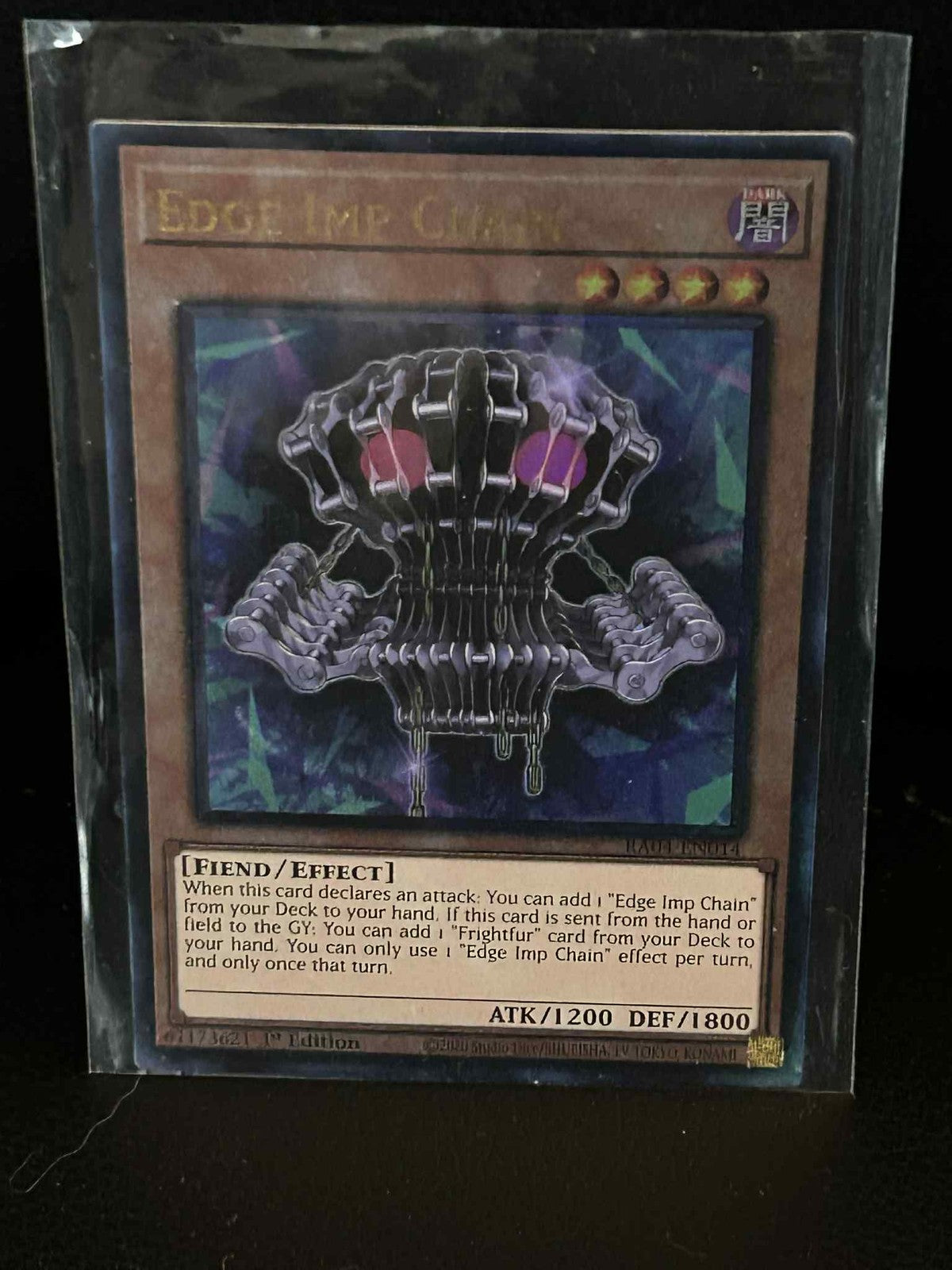Edge Imp Chain - RA04-EN014 - Ultimate Rare - 1st Edition Quarter Century Stampe