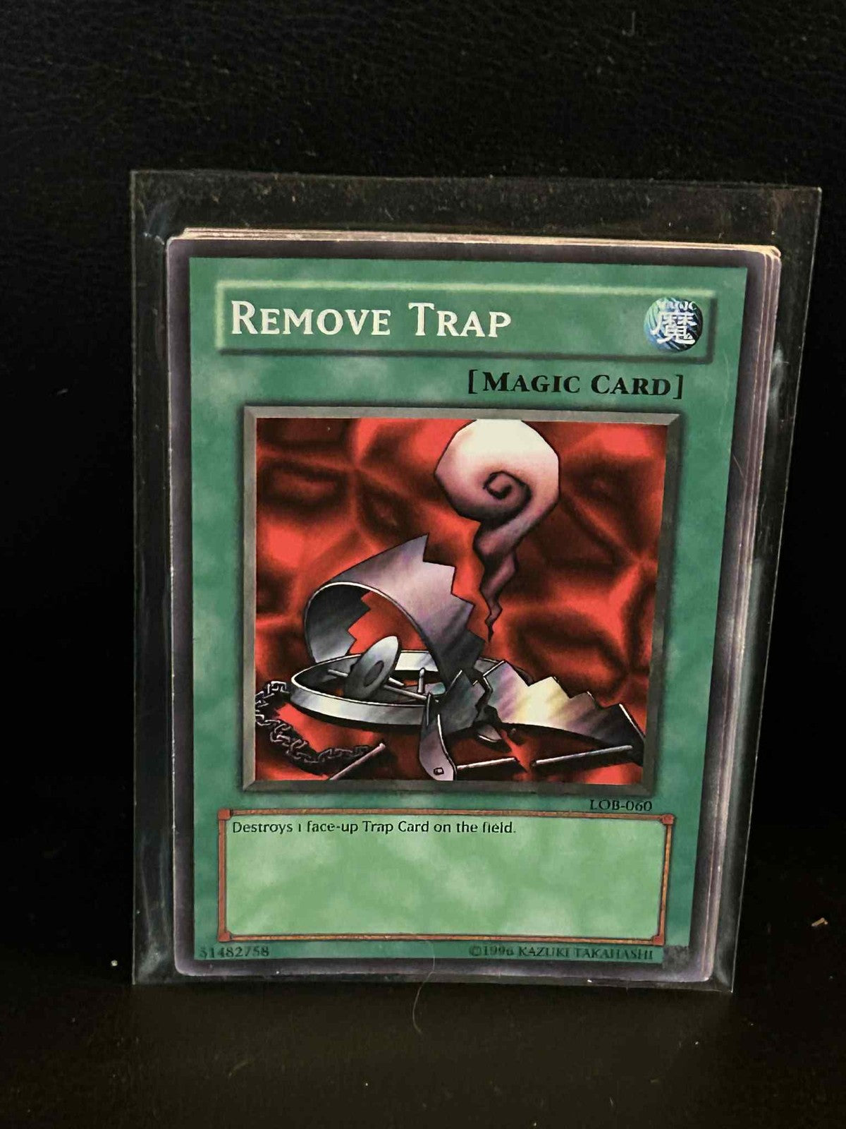 Remove Trap - LOB-060 - Common - Unlimited Edition Legend of Blue Eyes White Dra