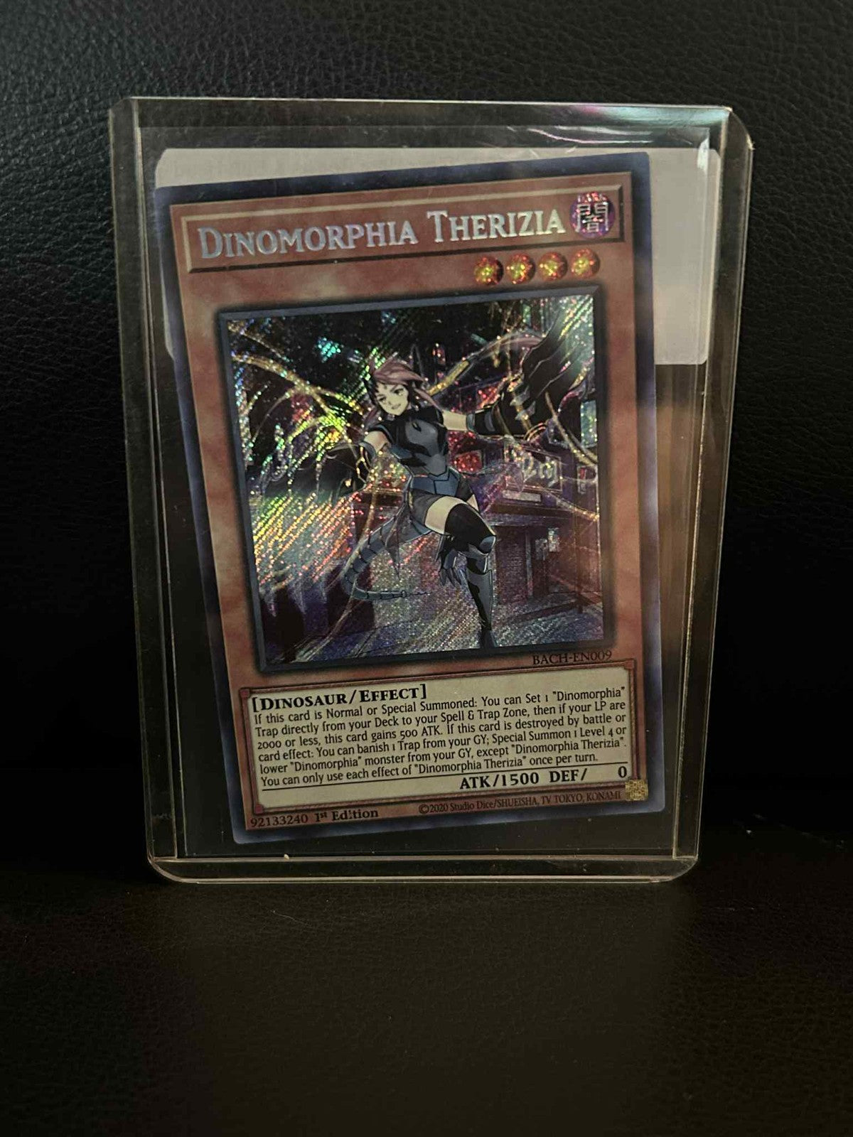 Dinomorphia Therizia - BACH-EN009 - Secret Rare - 1st Edition Battle of Chaos Yu