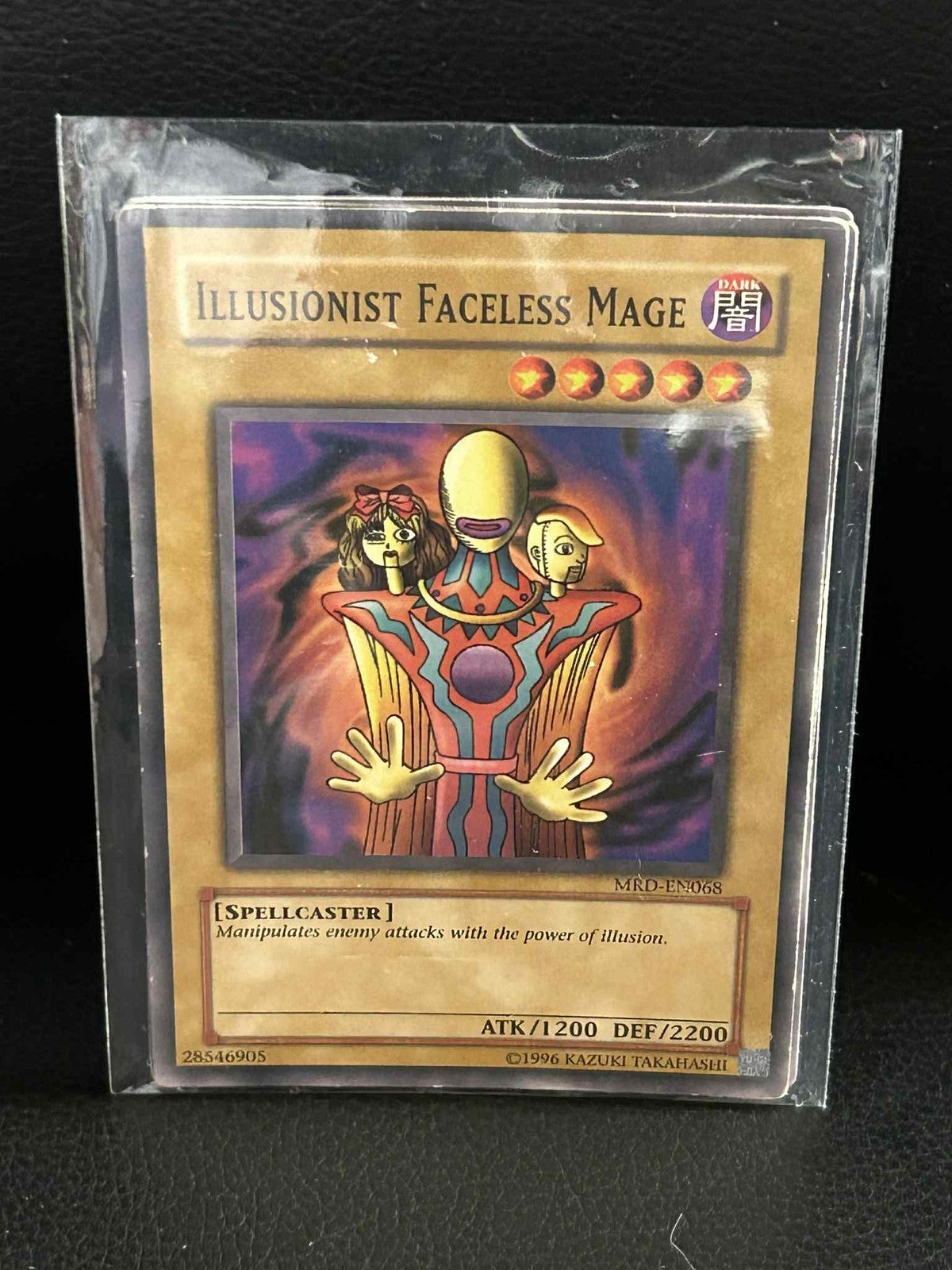 Illusionist Faceless Mage - MRD-068 - Common - Unlimited Edition Metal Raiders Y