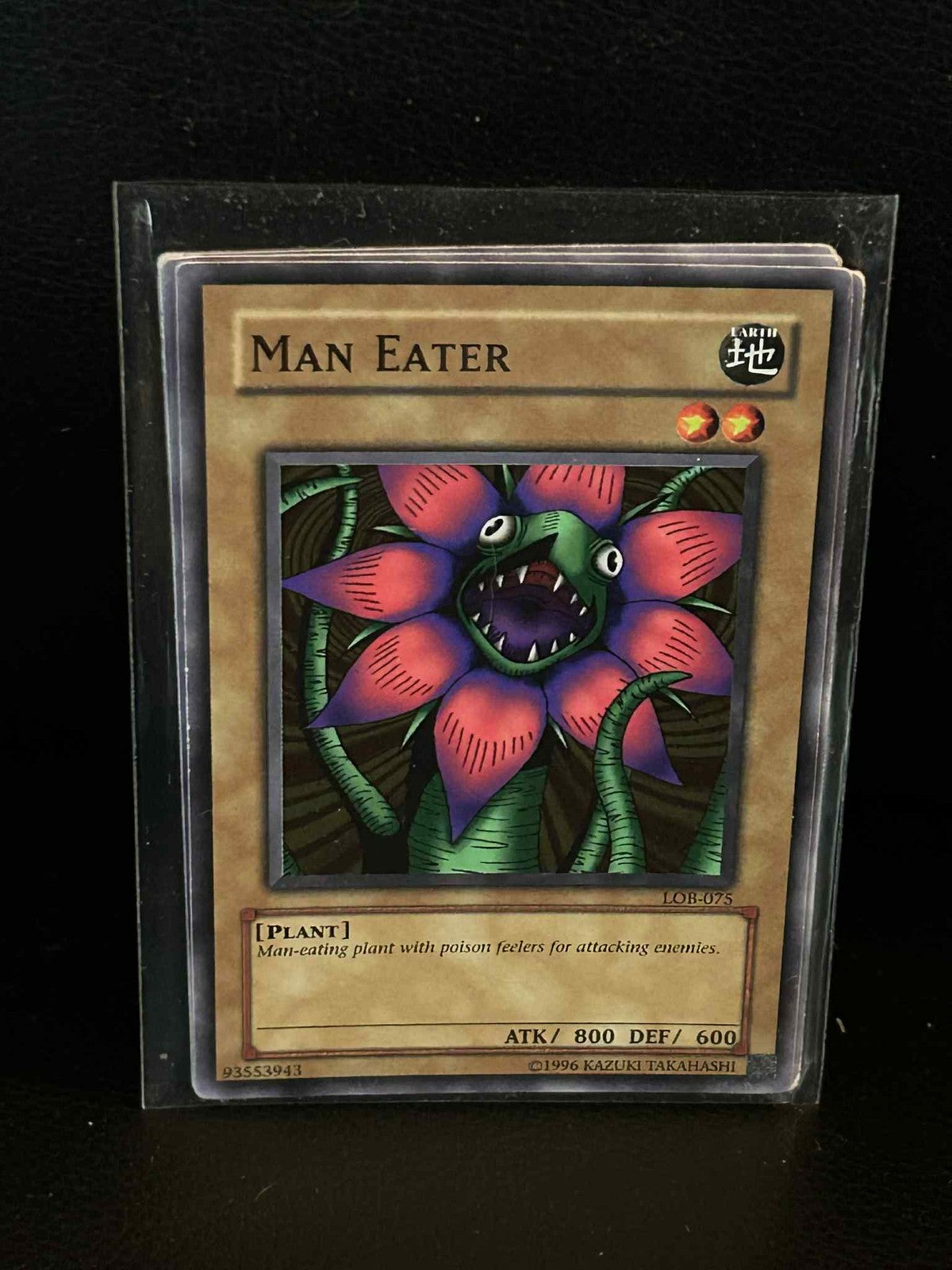 Man Eater - LOB-075 - Common - Unlimited Edition Legend of Blue Eyes White Drago