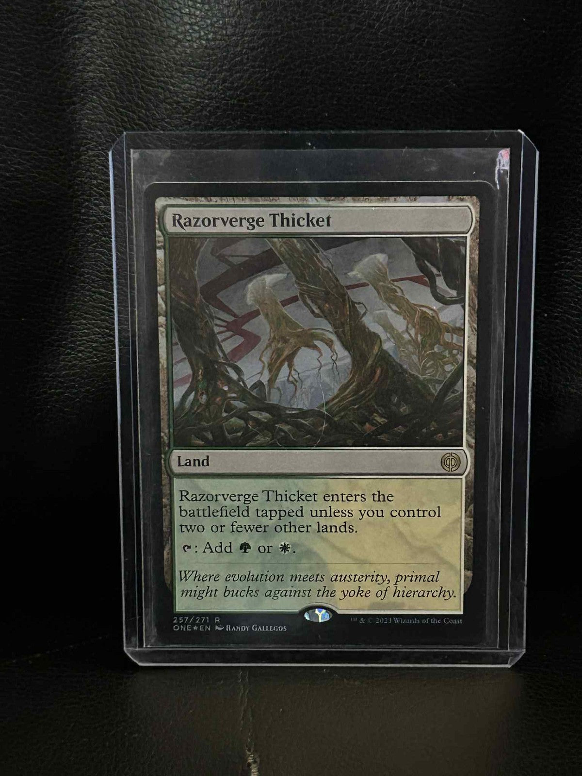 Razorverge Thicket - Foil Phyrexia: All Will Be One Magic: The Gathering
