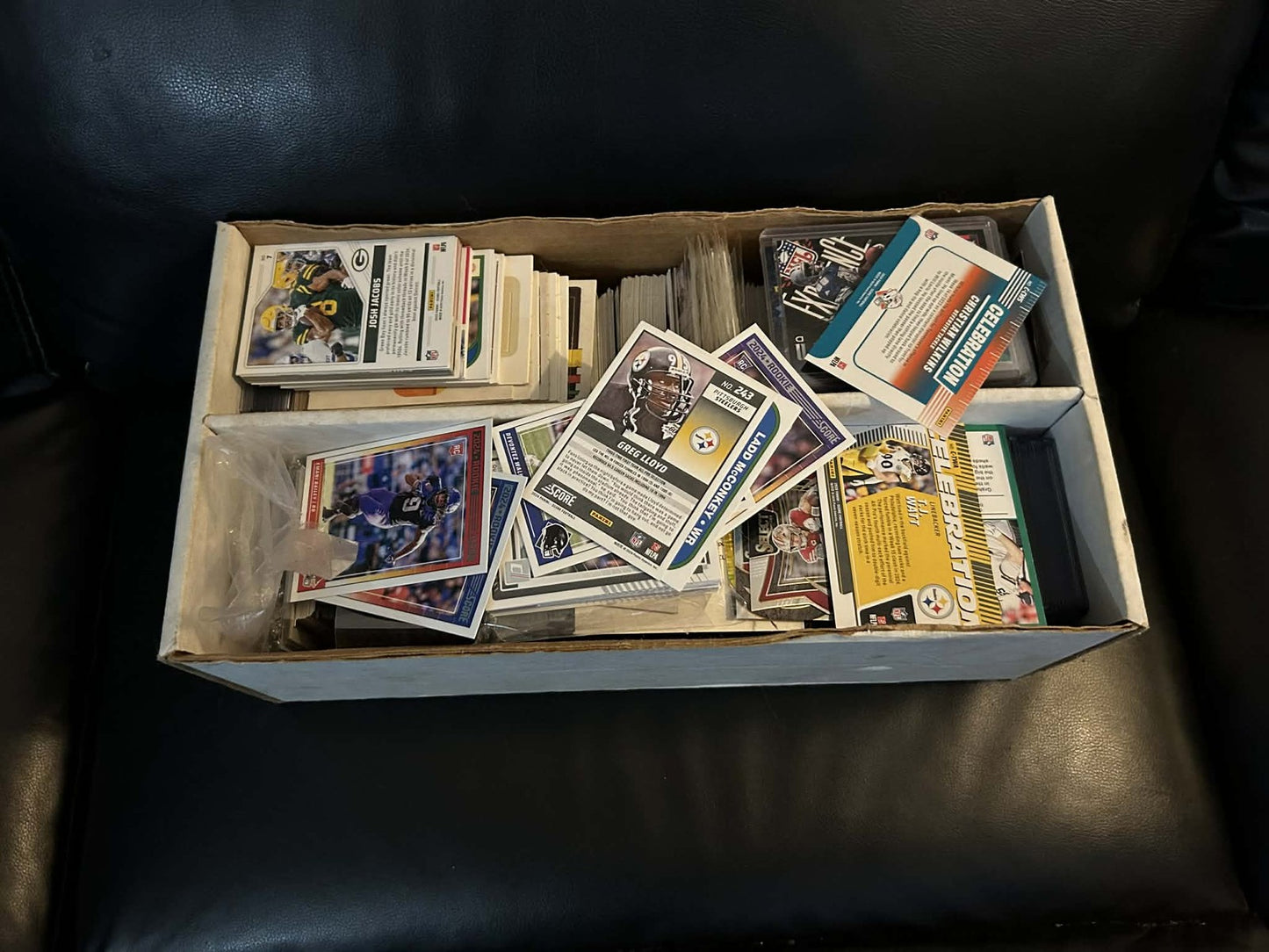 1000 Card Football Bulk Lot Bundle Box Trading Card