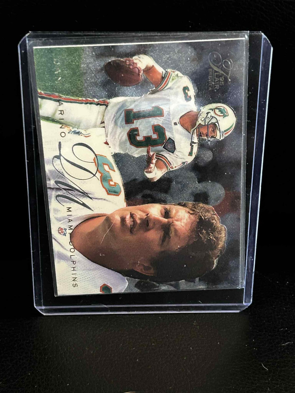 Dan Marino #18 | 1995 Fleer Flair Preview Football