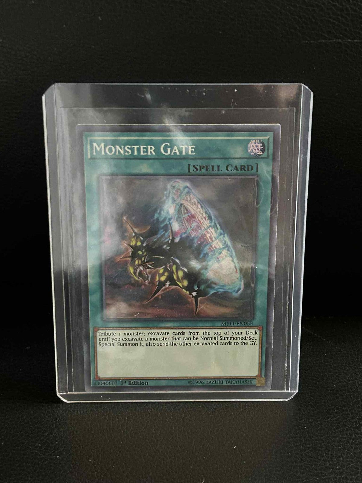 Monster Gate - MYFI-EN053 - Super Rare - 1st Edition Mystic Fighters Yu-Gi-Oh! L