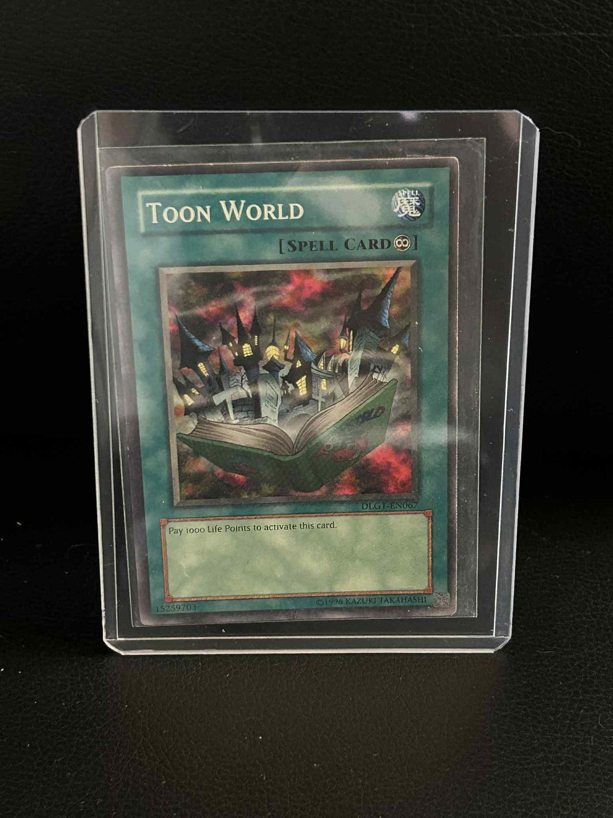 Toon World - DLG1-EN067 - Common - Unlimited Edition Dark Legends Yu-Gi-Oh!