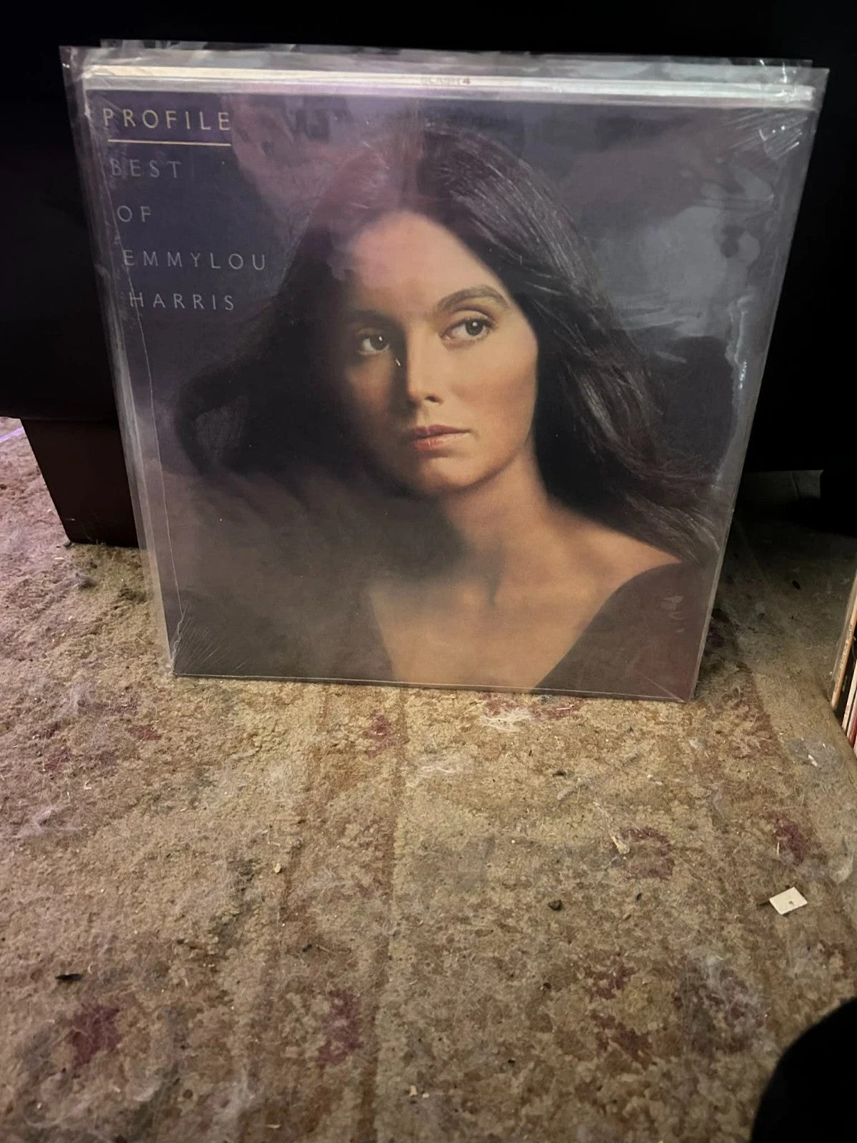 Emmylou Harris - Profile / Best Of Emmylou Harris (LP) (Mint (M)) - 4002920227