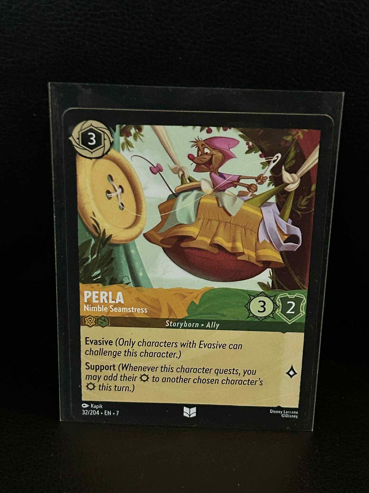 Perla - Nimble Seamstress - 32/204 - Uncommon Archazia's Island Disney Lorcana L