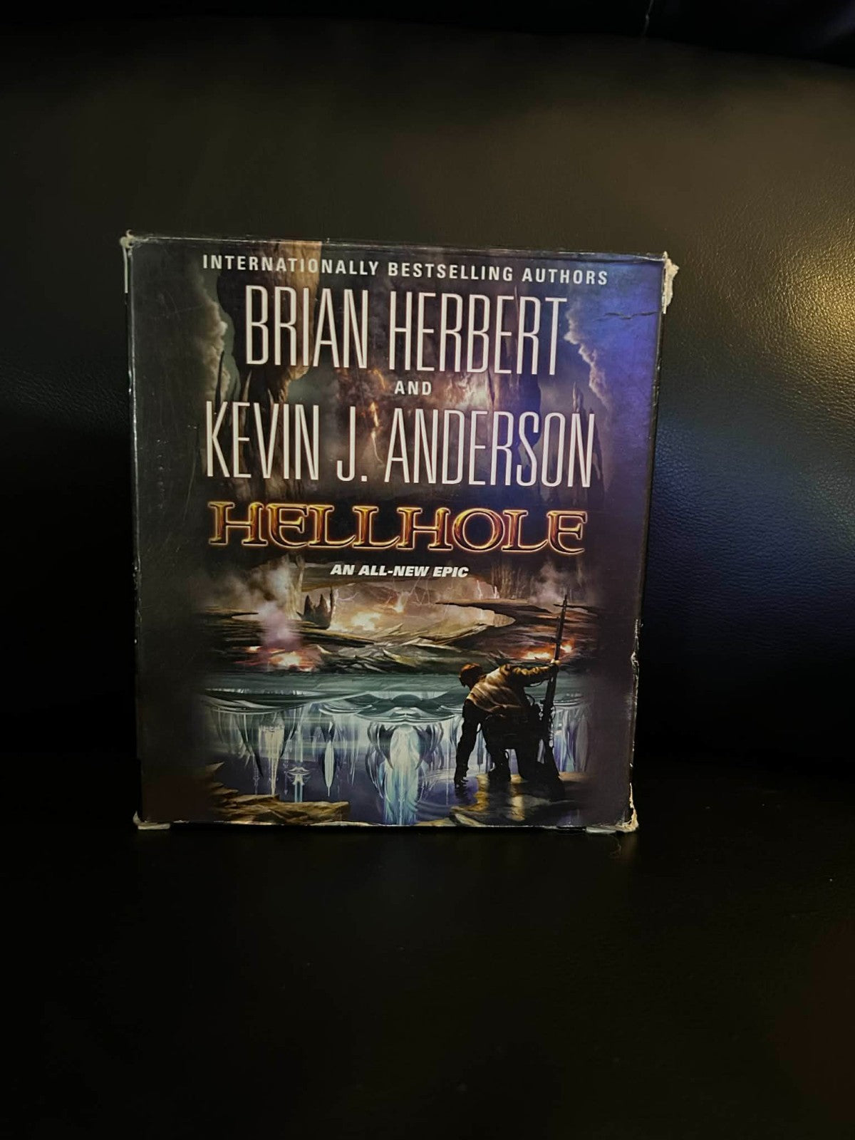 The Hellhole Trilogy Ser.: Hellhole Hörbuch
