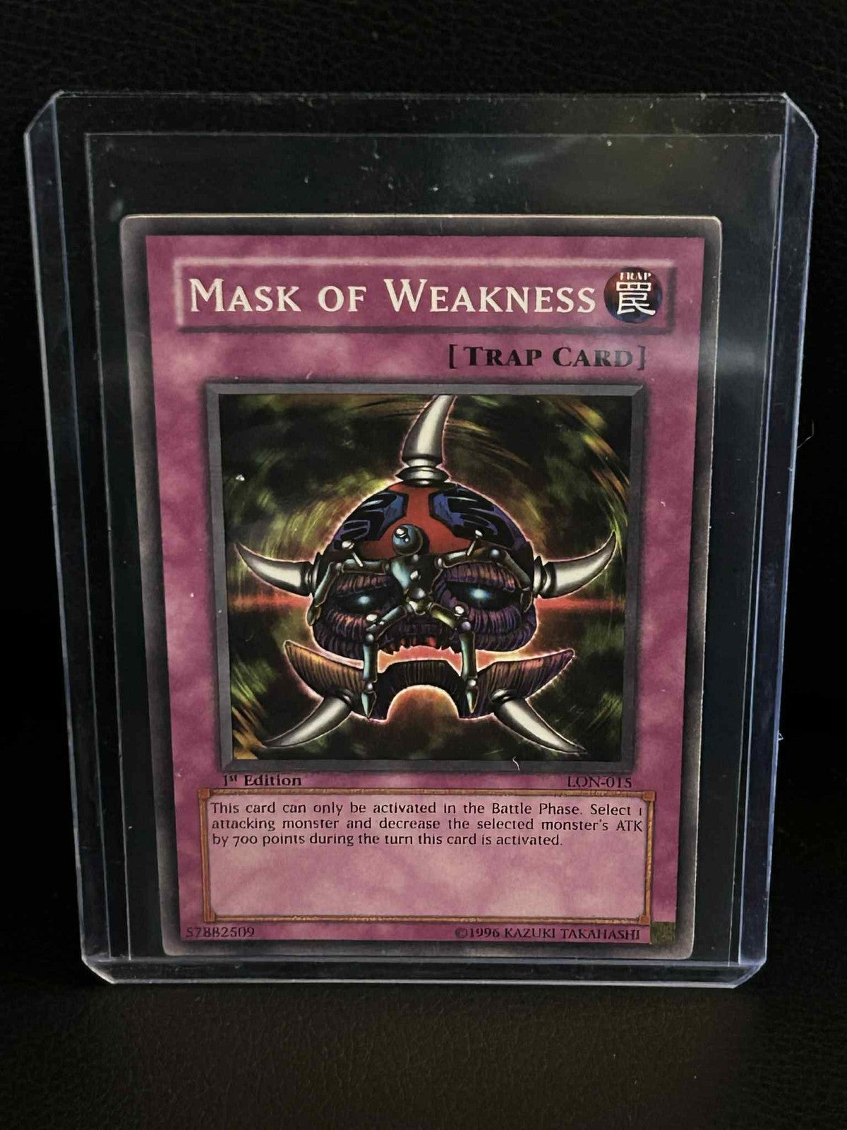 Mask of Weakness - LON-015 - Common - 1st Edition Labyrinth of Nightmare Yu-Gi-O