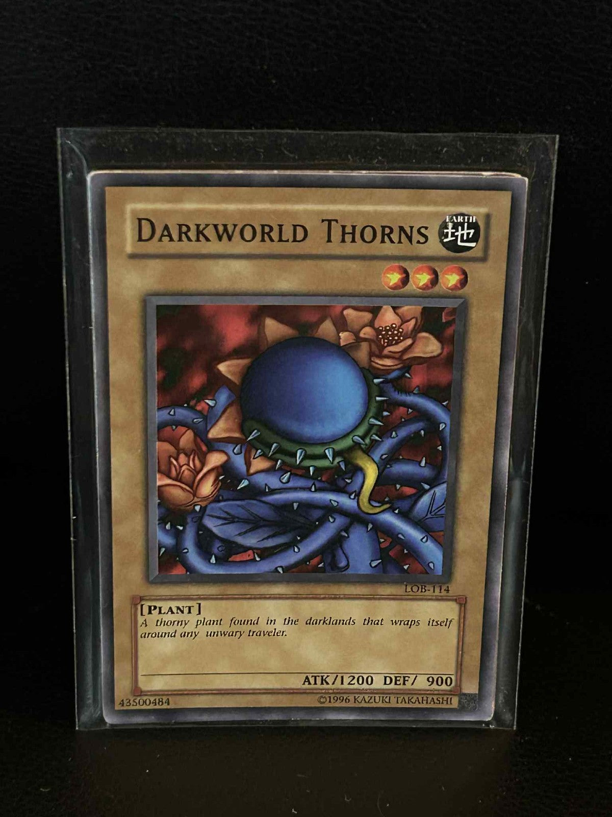 Darkworld Thorns - LOB-114 - Common - Unlimited Edition Legend of Blue Eyes Whit