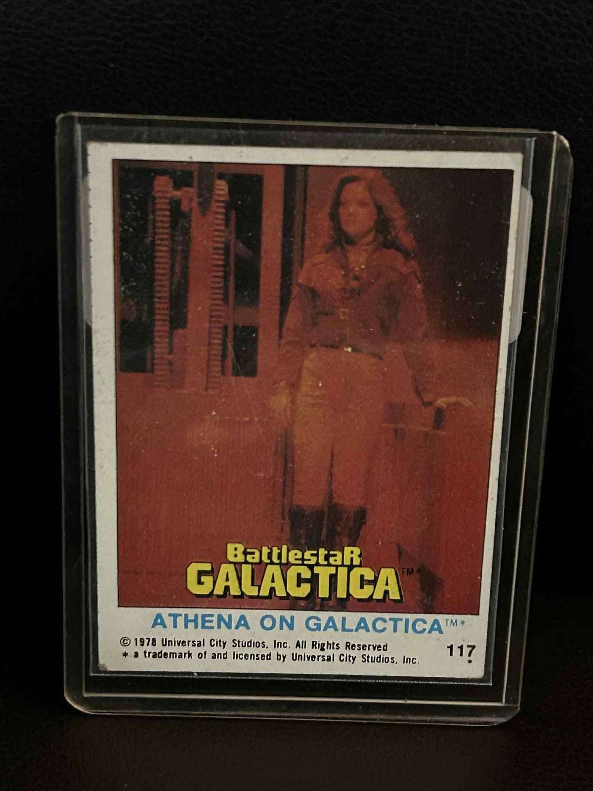Athena auf Galactica #117 1978 Topps Battlestar Galactica Moderat bespielte Sammelkarte