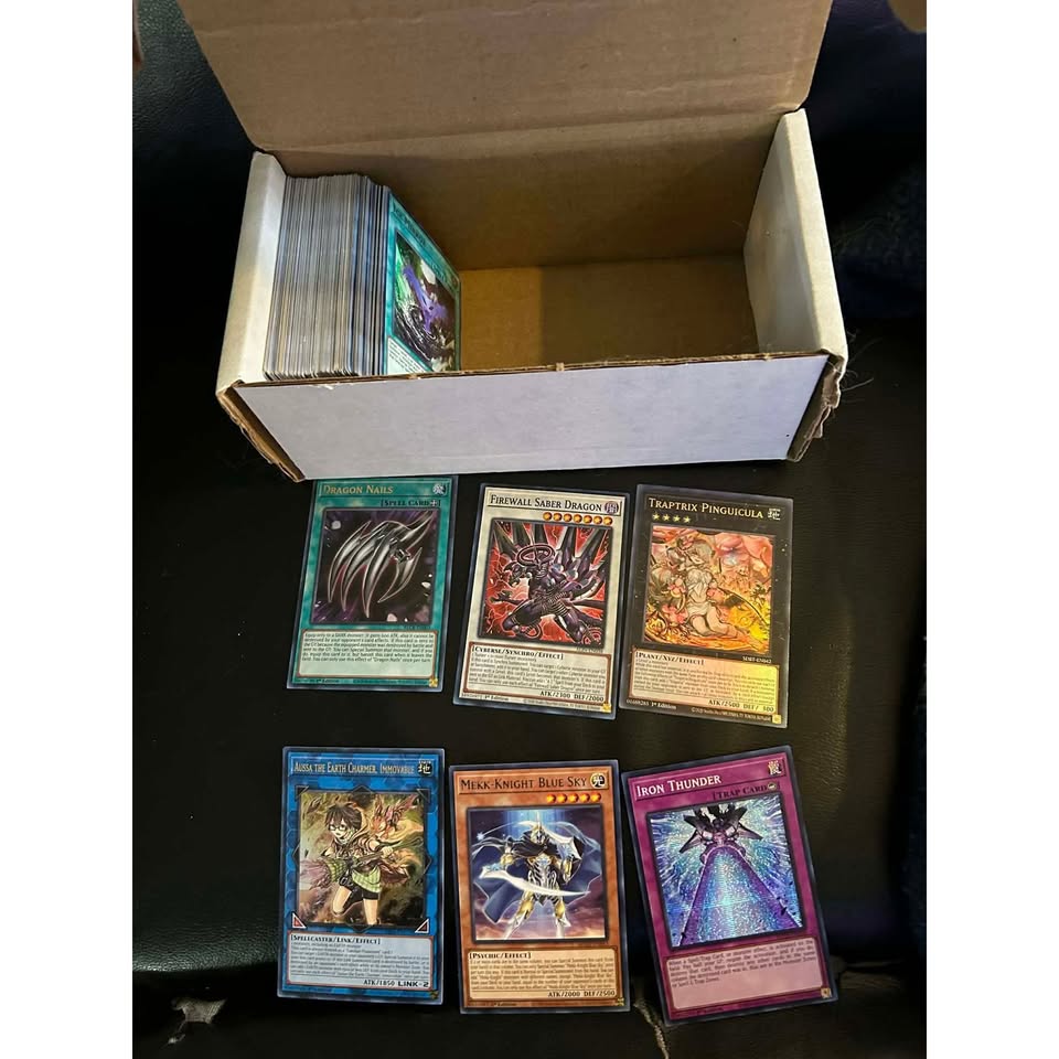 100 Yu-Gi-Oh! Trading Card Rare Super / Ultra / Secret / Ultimate / Collector's Bulk Lot Bundle Box
