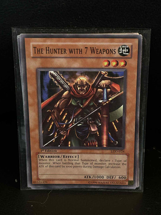 The Hunter with 7 Weapons - LOD-024 - Common - 1st Edition Legacy of Darkness Yu