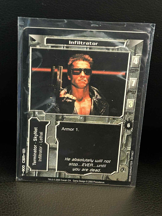 Infiltrator Base Set Terminator Leicht bespielte Sammelkarte