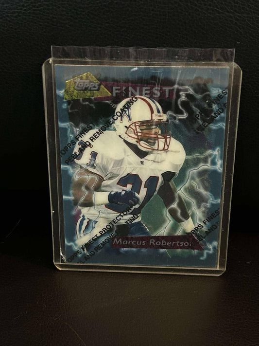Marcus Robertson [Refractor] #153 | 1995 Topps Finest 1995 Topps Finest Football