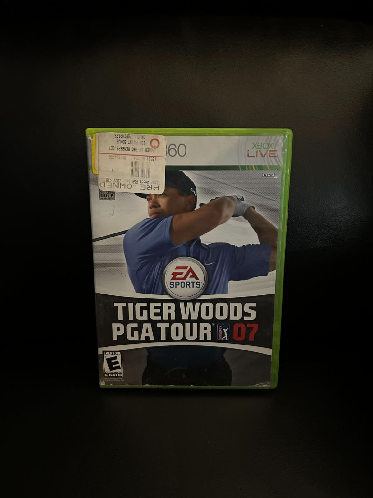 Tiger Woods 2007 photo