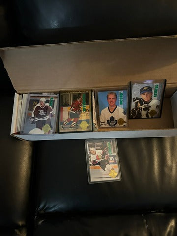 1000 Hockey Trading Card Bulk Lot Bundle Box
