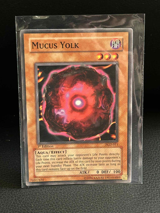 Mucus Yolk - PGD-011 - Common - 1st Edition Pharaonic Guardian Yu-Gi-Oh! Moderat