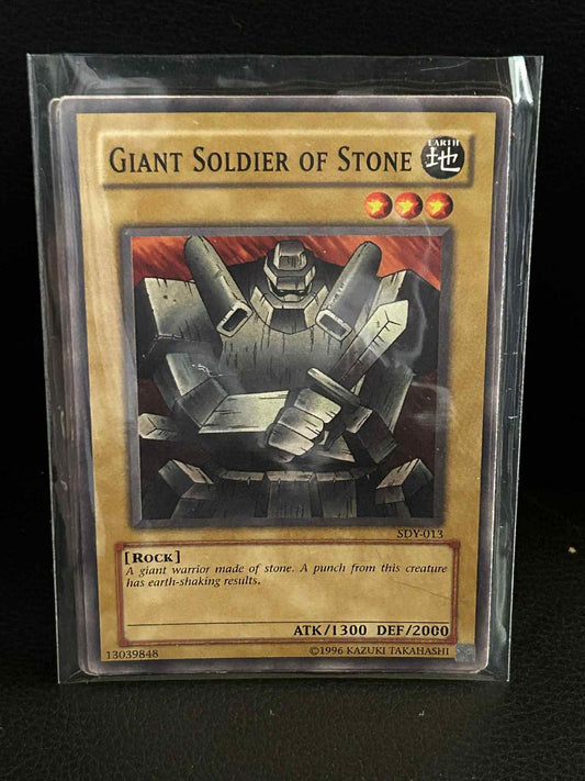 Giant Soldier of Stone - SDY-013 - Common - Unlimited Edition Starter Deck: Yugi