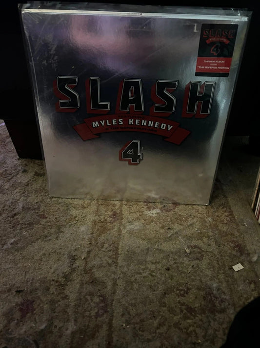 Slash Featuring Myles Kennedy & The Conspirators - 4 (LP) (Mint (M))