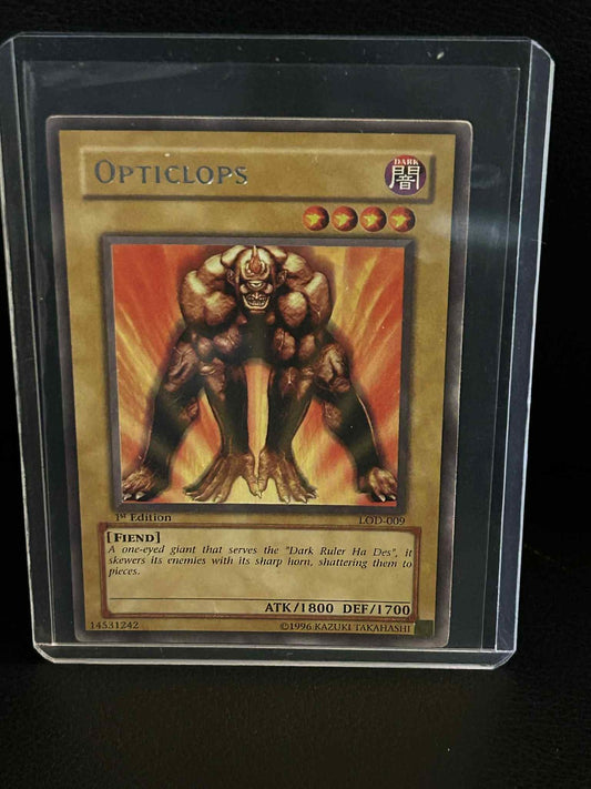 Opticlops - LOD-009 - Rare - 1st Edition Legacy of Darkness Yu-Gi-Oh! Moderately