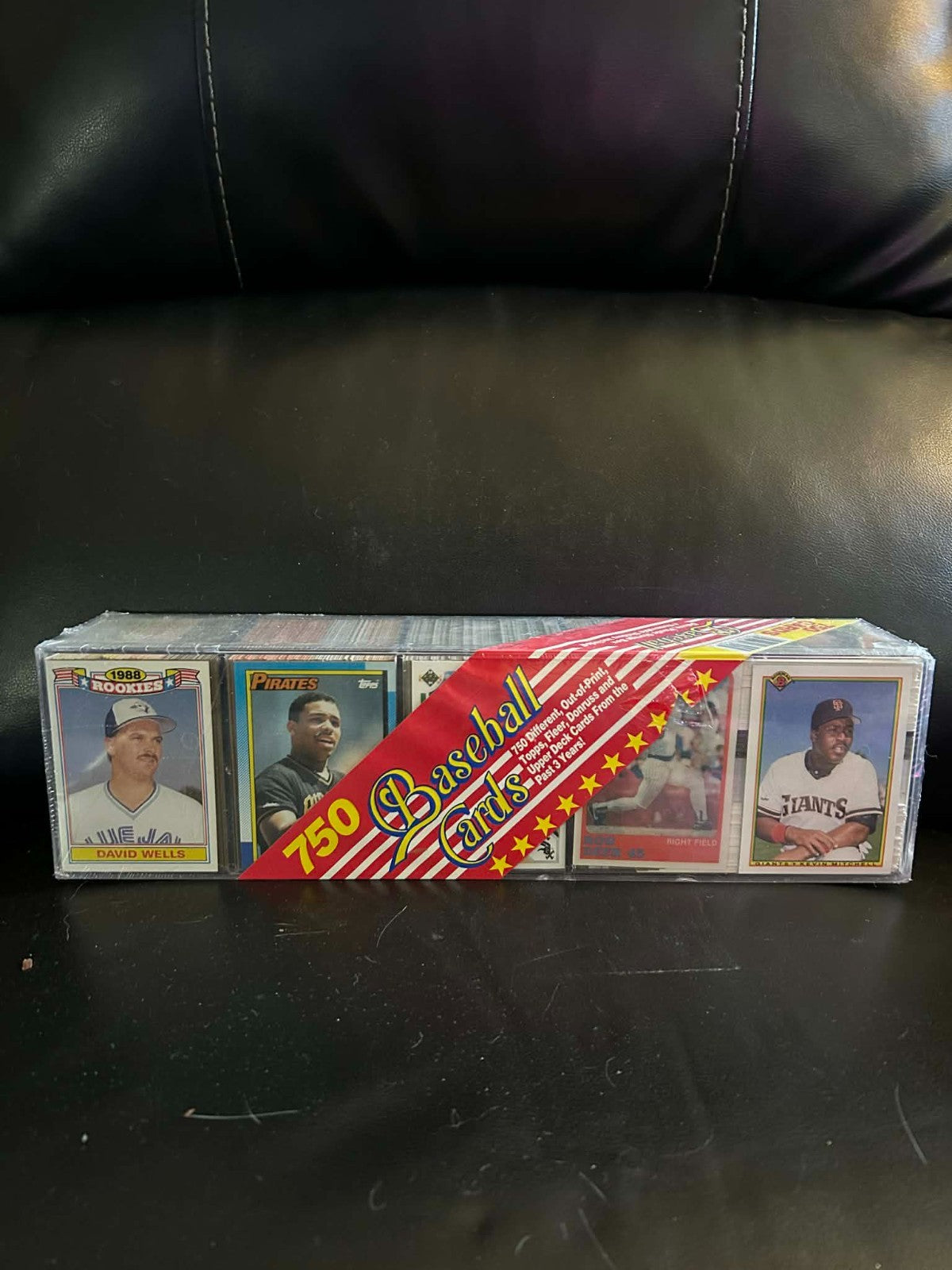 750 Baseball Cards From Top Brands in Deluxe Storage Box w/ Dividers Sealed Trading Card