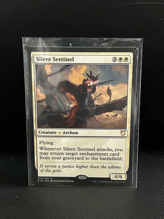 Silent Sentinel Commander 2018 Magic: The Gathering Lightly Played, English