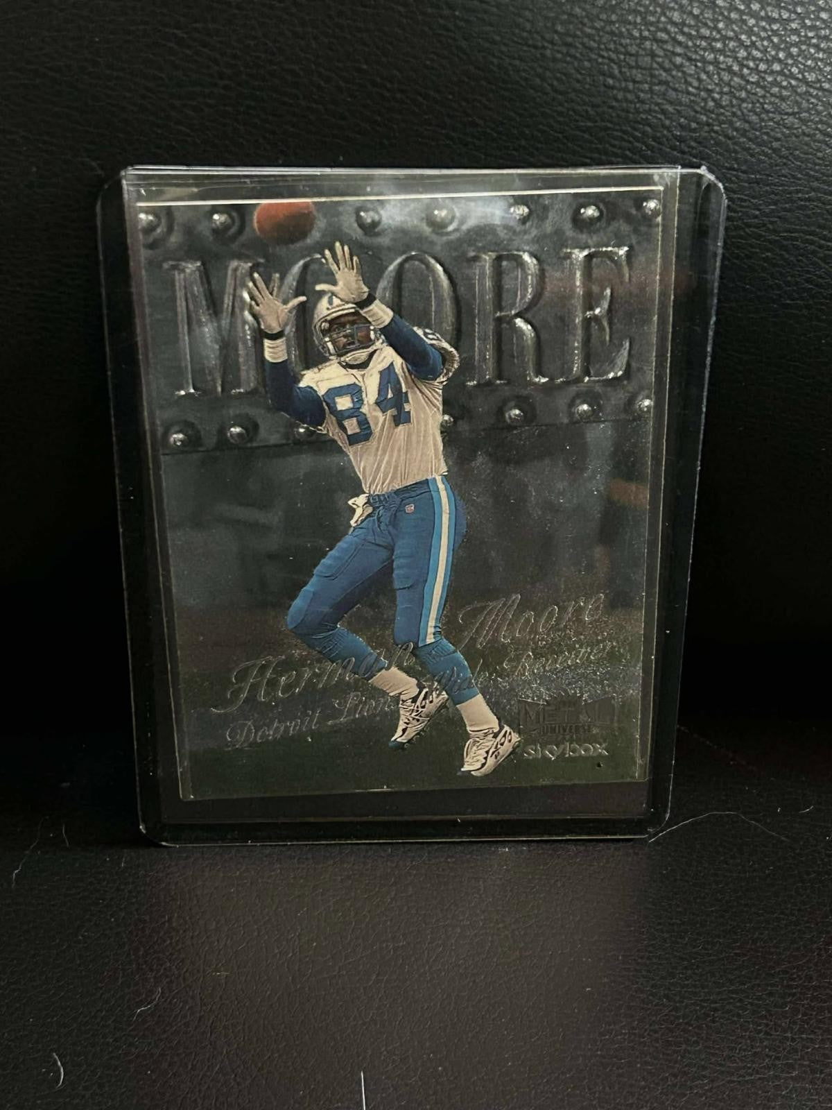 Herman Moore #129 | 1999 Metal Universe 1999 Metal Universe Football Leicht bespielte Sammelkarte