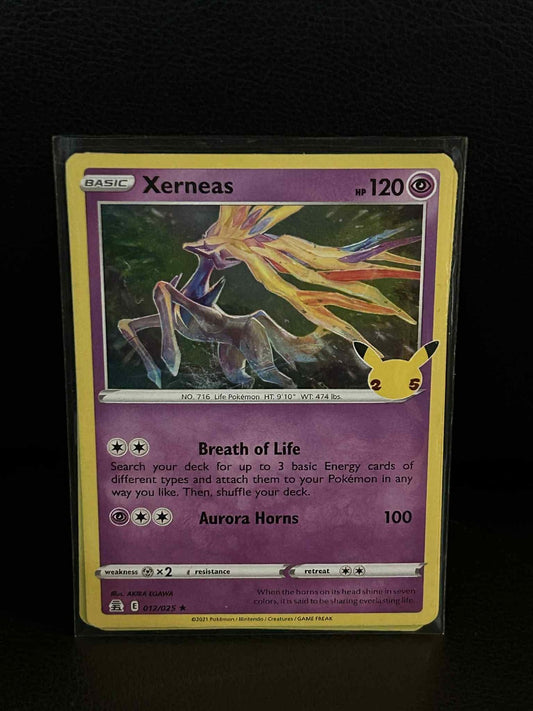Xerneas - 012/025 - Holo Rare Celebrations Pokemon Lightly Played, English