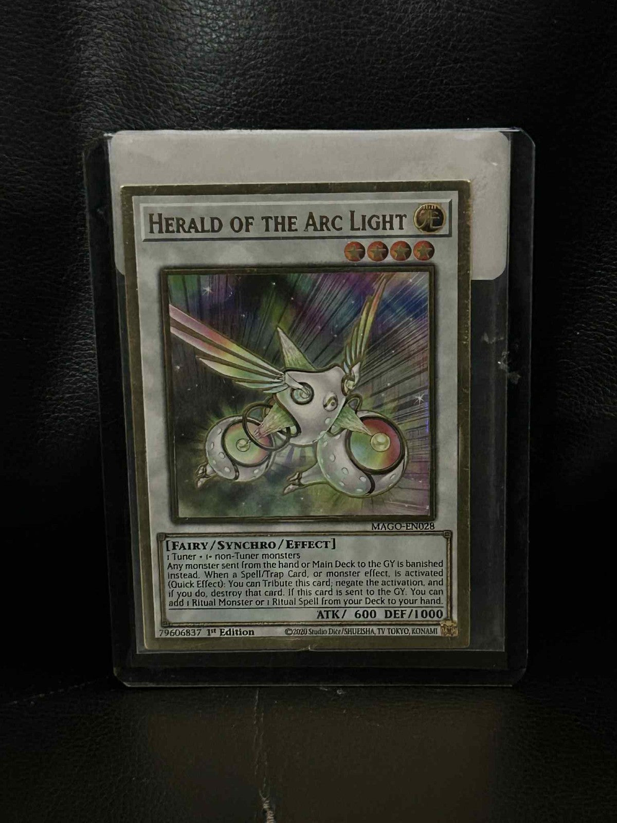 Herald of the Arc Light - MAGO-EN028 - Premium Gold Rare - 1st Edition Maximum G