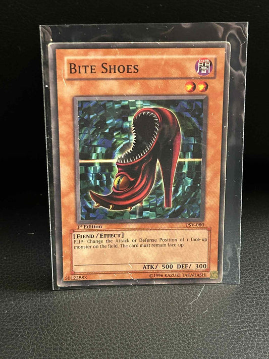 Bite Shoes - PSV-080 - Common - 1st Edition Pharaoh's Servant Yu-Gi-Oh! Moderate
