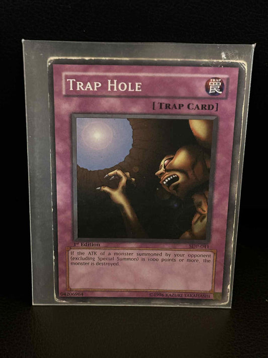 Trap Hole - SDP-041 - Common - 1st Edition Starter Deck: Pegasus Yu-Gi-Oh!