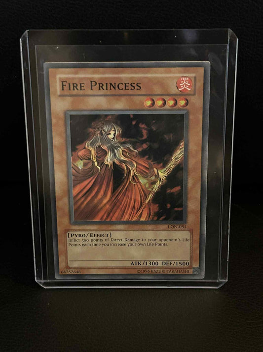 Fire Princess - LON-034 - Super Rare - Unlimited Edition Labyrinth of Nightmare