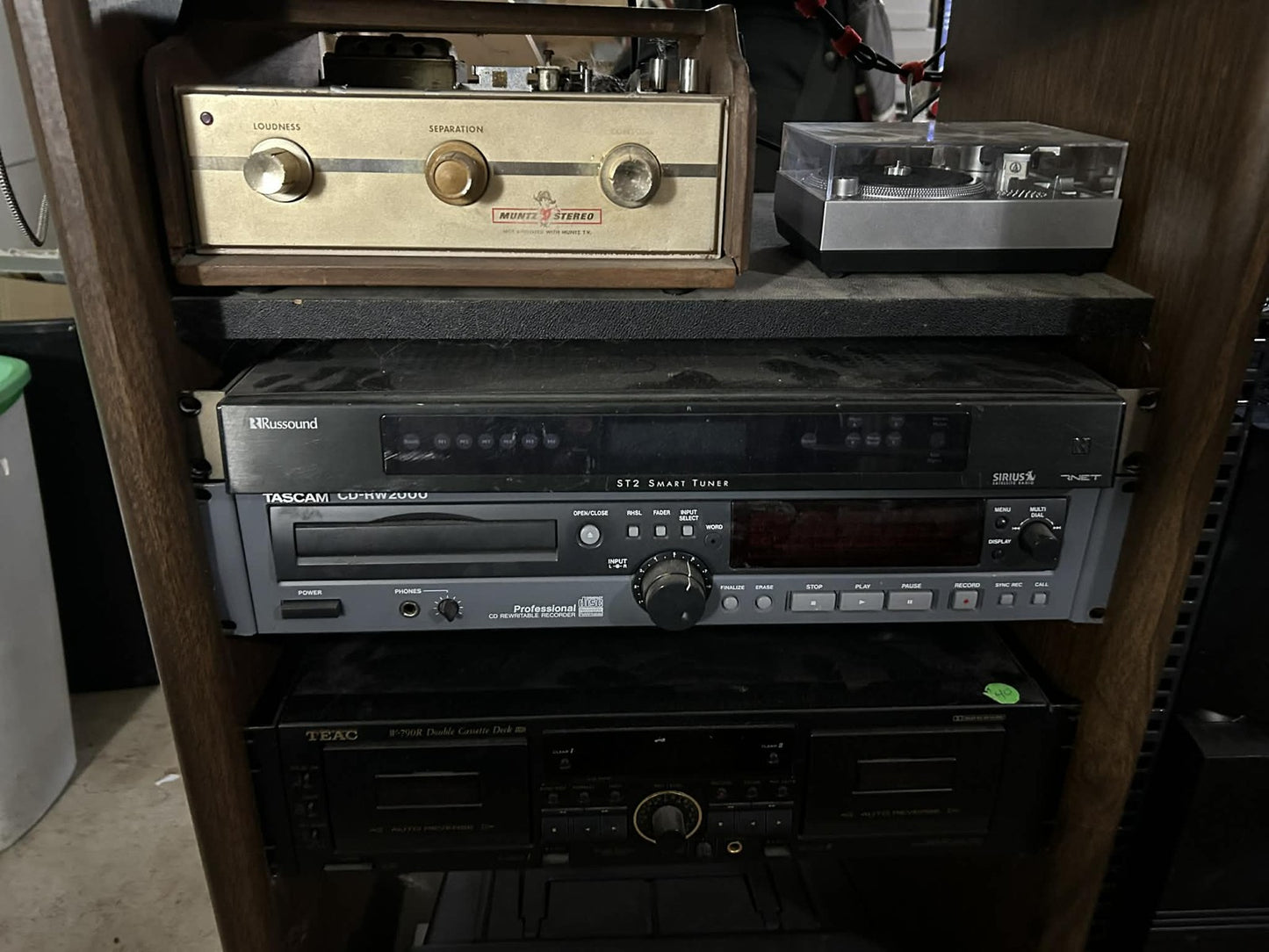 Russound ST2 Smart Dual Tuner AM/FM Radio Rackmontagefähig