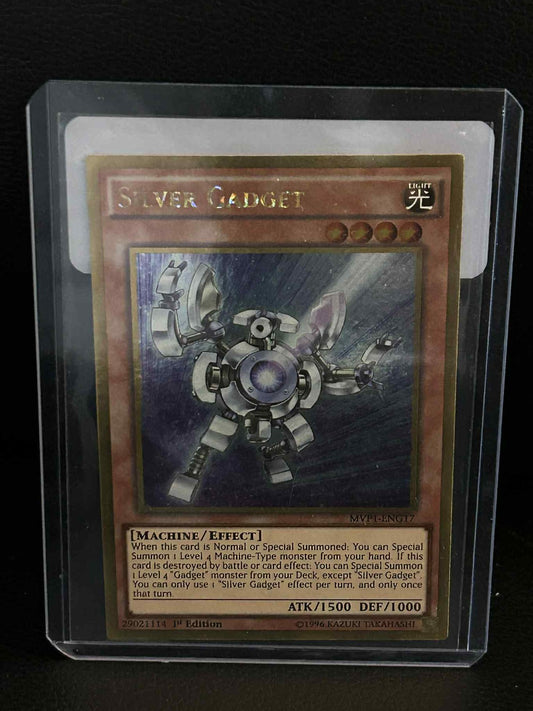Silver Gadget - MVP1-ENG17 - Gold Rare - 1st Edition The Dark Side of Dimensions