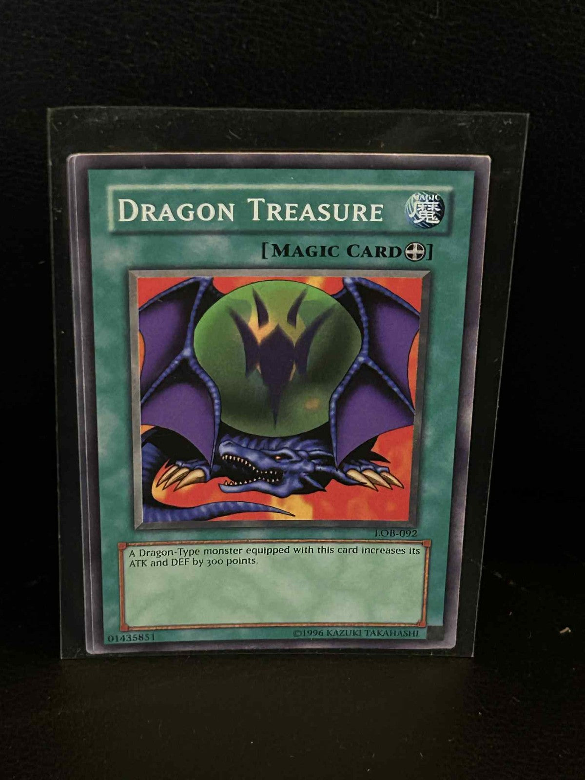 Dragon Treasure - LOB-092 - Common - Unlimited Edition Legend of Blue Eyes White