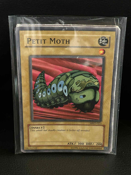 Petit Moth - MRD-023 - Common - Unlimited Edition Metal Raiders Yu-Gi-Oh! Modera