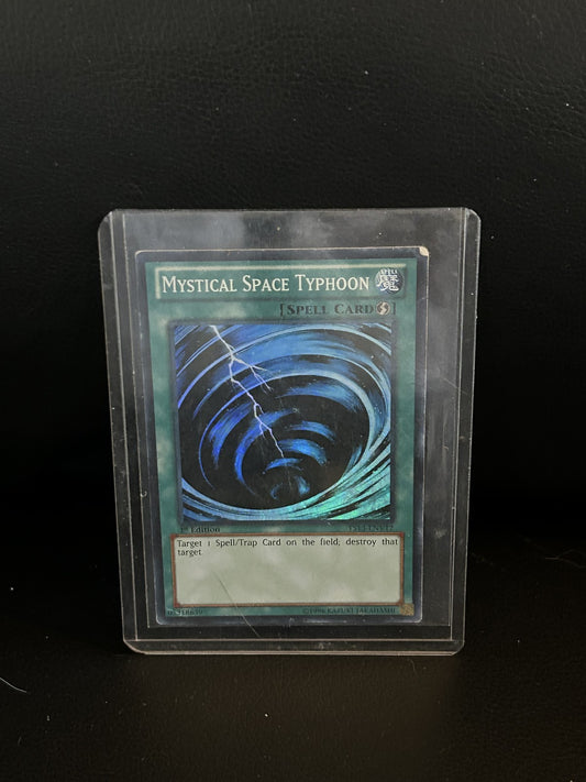 Mystical Space Typhoon - YS13-ENV12 - Super Rare - 1st Edition Super Starter Pow