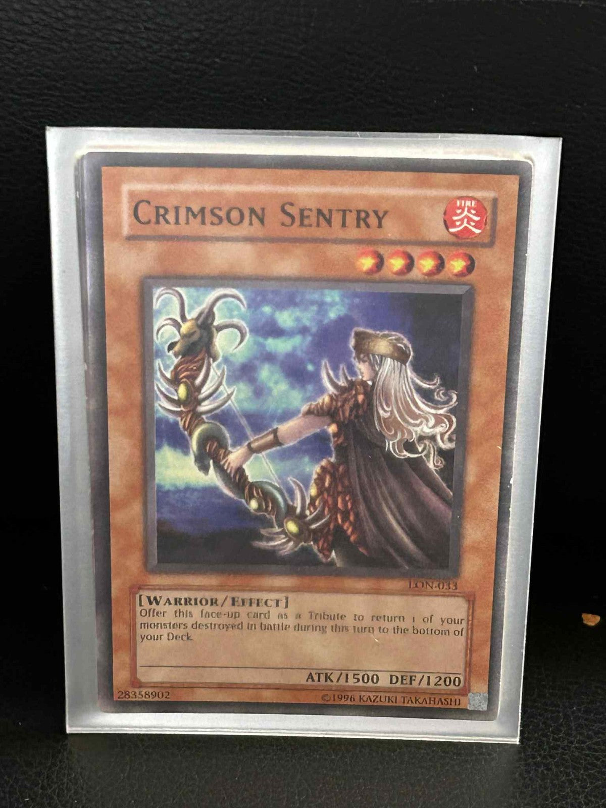 Crimson Sentry - LON-033 - Common - Unlimited Edition Labyrinth of Nightmare Yu-