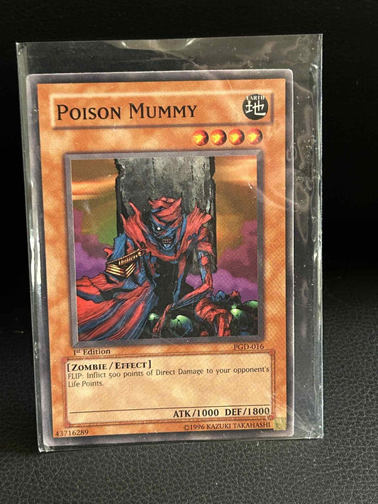 Poison Mummy - PGD-016 - Common - 1st Edition Pharaonic Guardian Yu-Gi-Oh! Moder