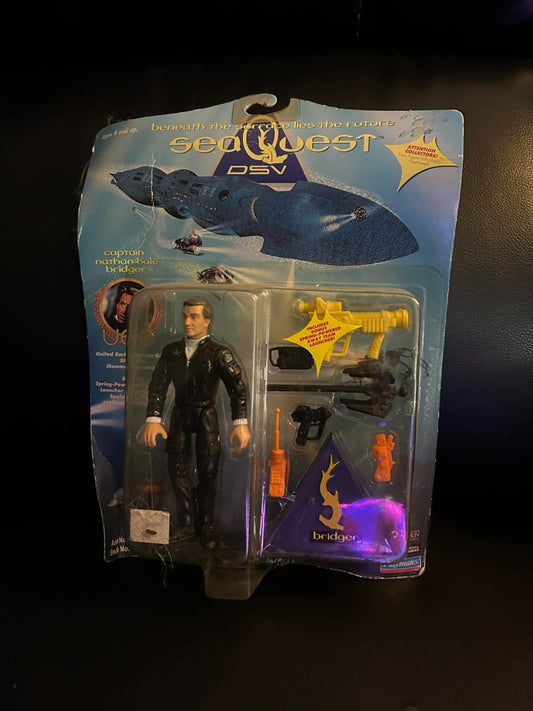 Sea Quest DSV Captain Nathan Hale Bridger Action Figure Playmates On Card