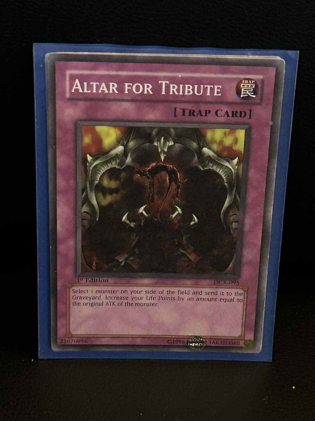 Altar for Tribute - DCR-095 - Common - 1st Edition Dark Crisis Yu-Gi-Oh! Moderat