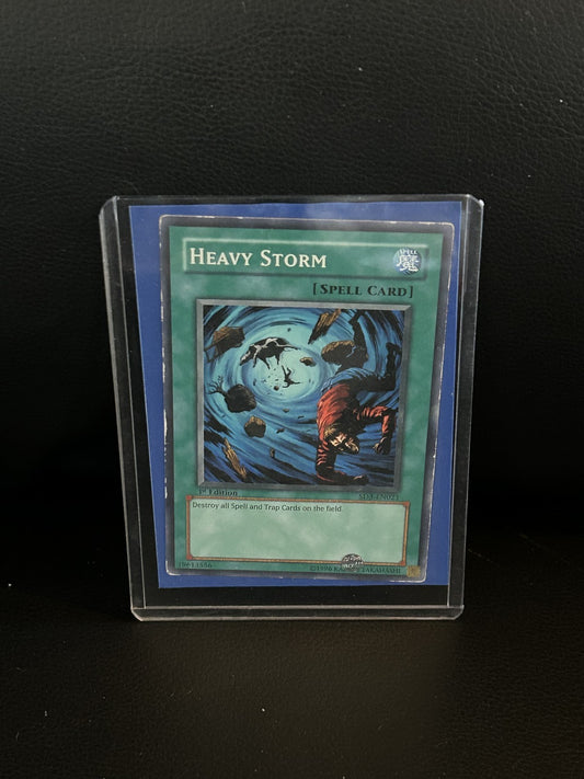 Heavy Storm - SD3-EN021 - Common - 1st Edition Blaze of Destruction Yu-Gi-Oh!